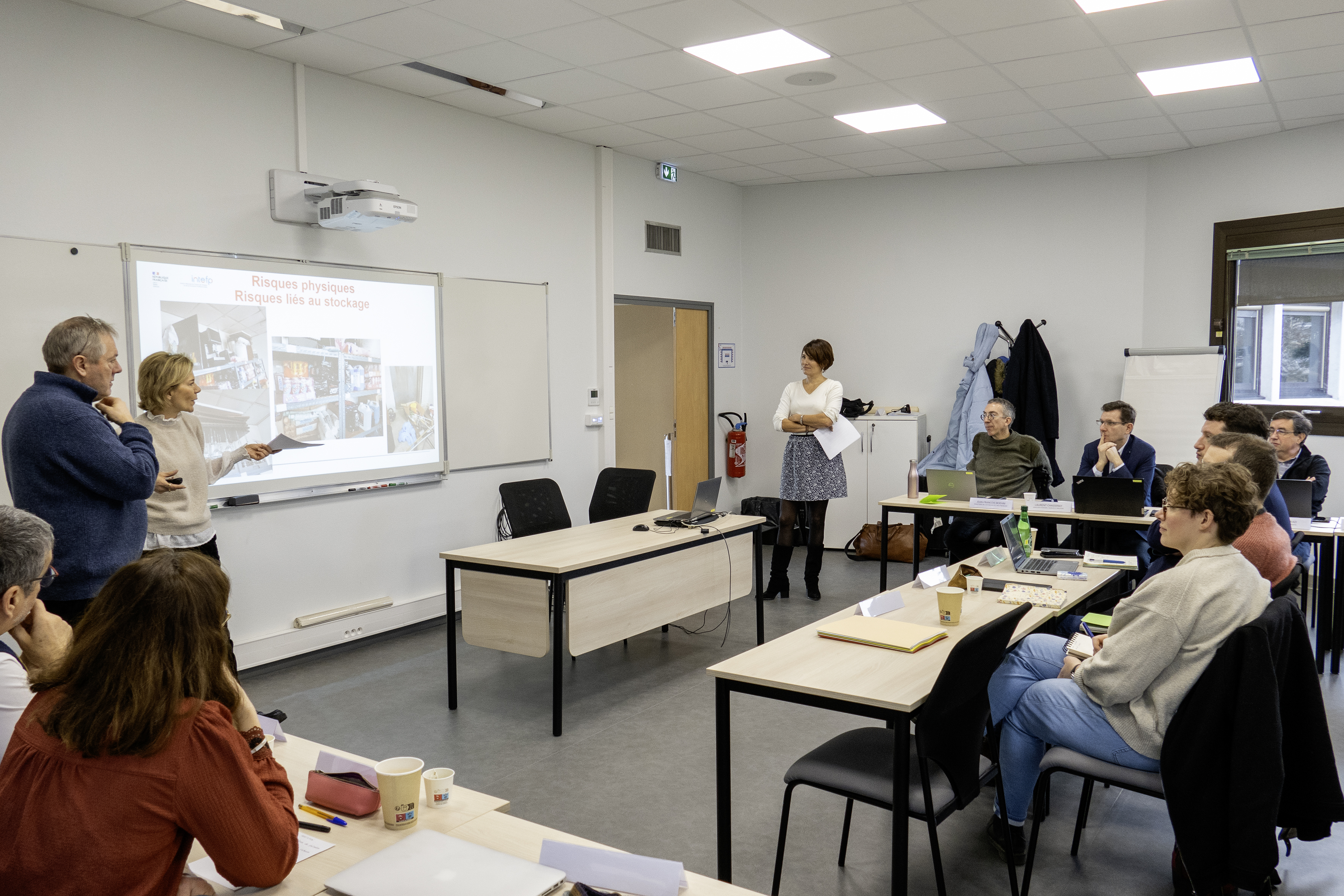 Restitution d'une visite d'inspection par des stagiaires ISST